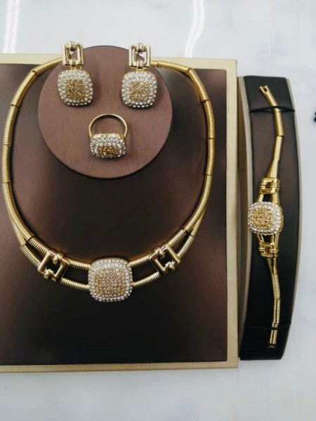 Parure de bijoux Dubaï, ensemble collier, bracelet, boucle d'oreille